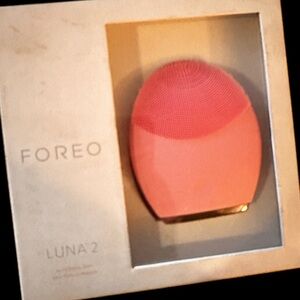 FOREO LUNA 2 Facial Cleansing Brush - Pink